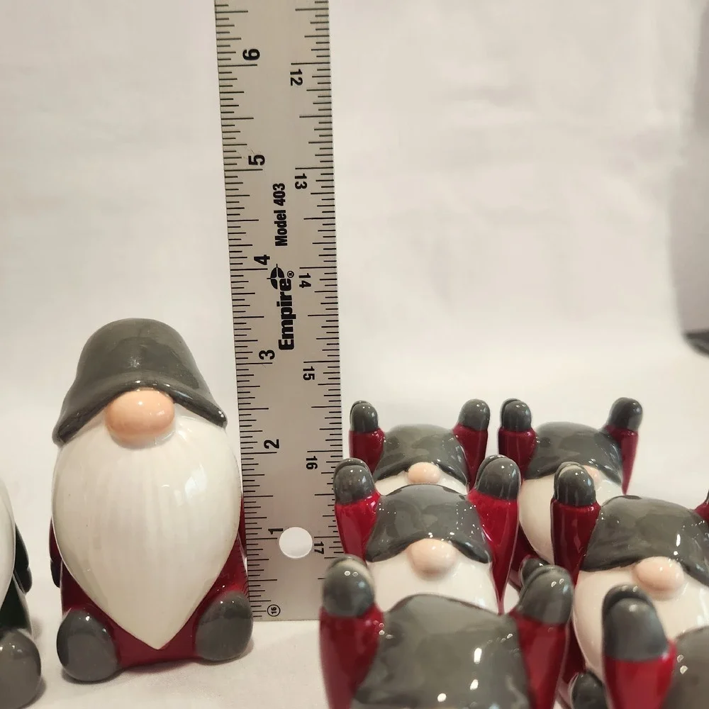 Pottery Barn Gnome Salt & Pepper Shakers +‎ 12 Place Card Holders